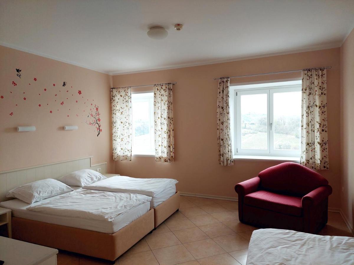 Hotel Kozana Доброво Экстерьер фото